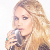 carrieunderwood111317.jpg