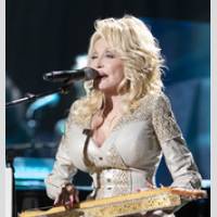 DollyPartonPhotoChrisHolloGrandOleOpry.jpg