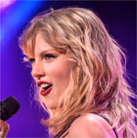 taylor-swift-2022-2022-08-28.jpg
