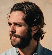 thomas-rhett.jpeg