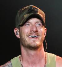 tyler-hubbard-photo-debby-wong-shutterstock.jpg